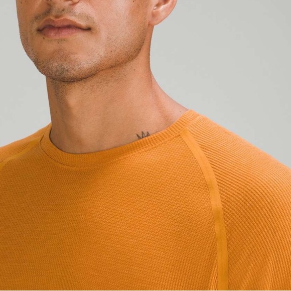 Lululemon Men’s Ventilation Thermal Long Sleeve Shirt NWOT - Picture 3 of 10